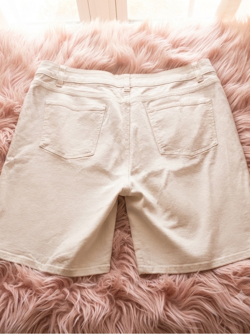 Talbots Simply Flattering
Boyfriend Shorts - Picture 4 of 7